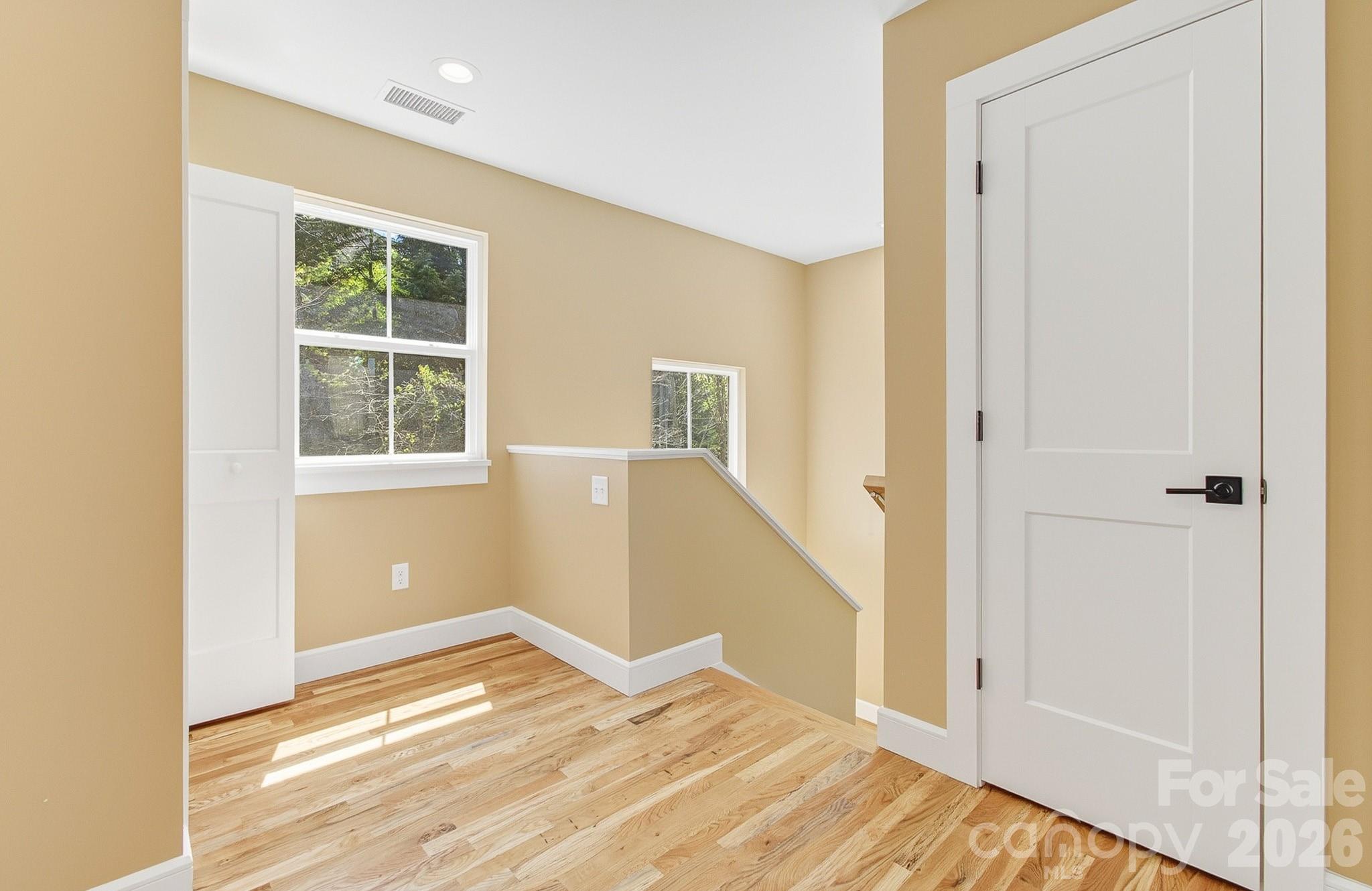 180 Moody Avenue Candler NC 28715