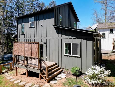 180 Moody Avenue Candler NC 28715