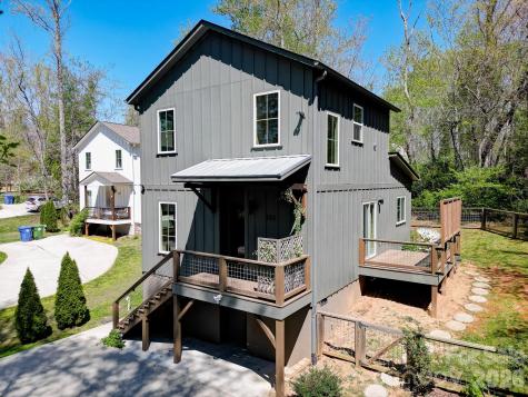 180 Moody Avenue Candler NC 28715