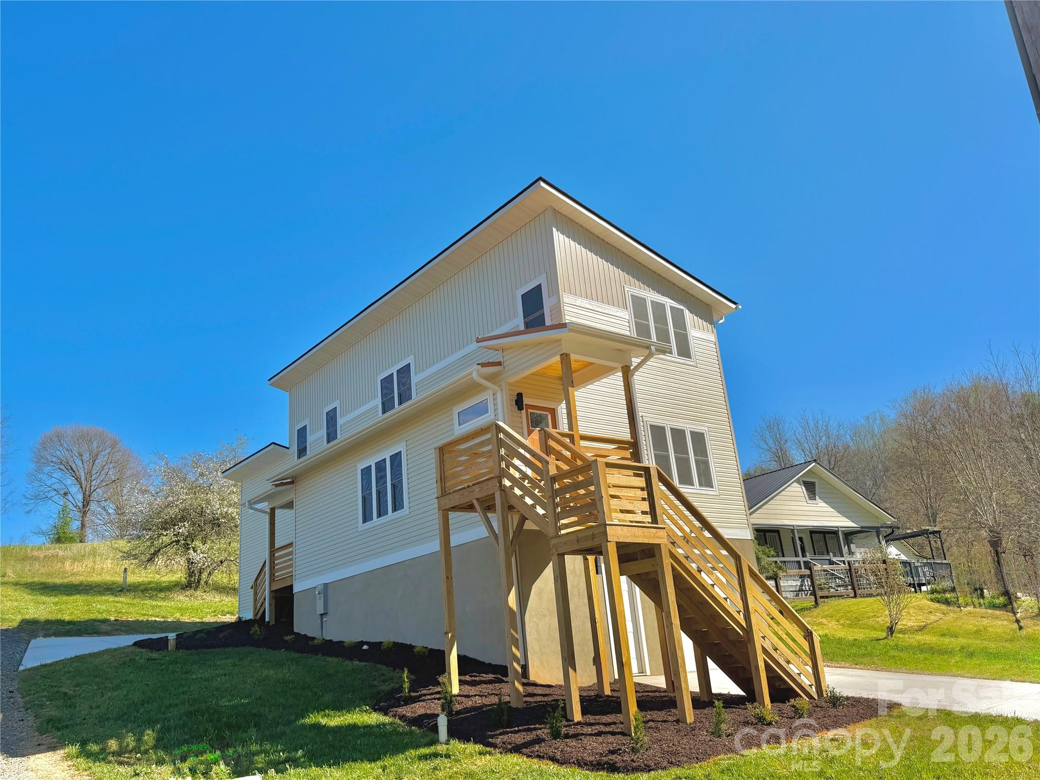 21 Ponder Street Mars Hill NC 28754
