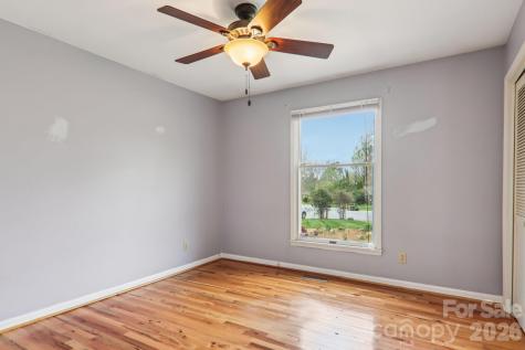 544 Bluebird Ridge Asheville NC 28804