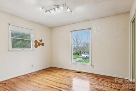 544 Bluebird Ridge Asheville NC 28804