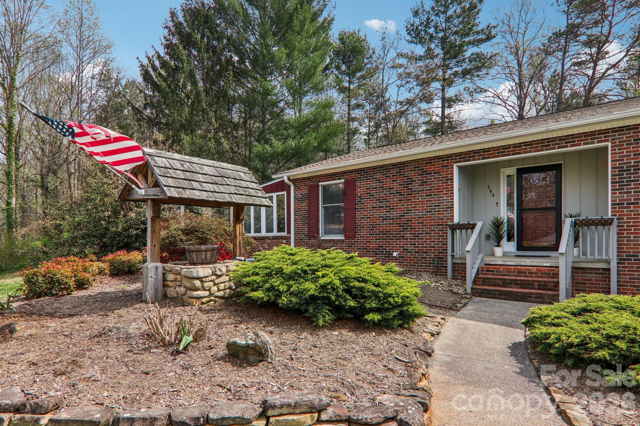544 Bluebird Ridge Asheville NC 28804