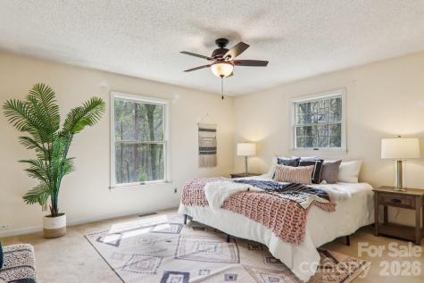 544 Bluebird Ridge Asheville NC 28804
