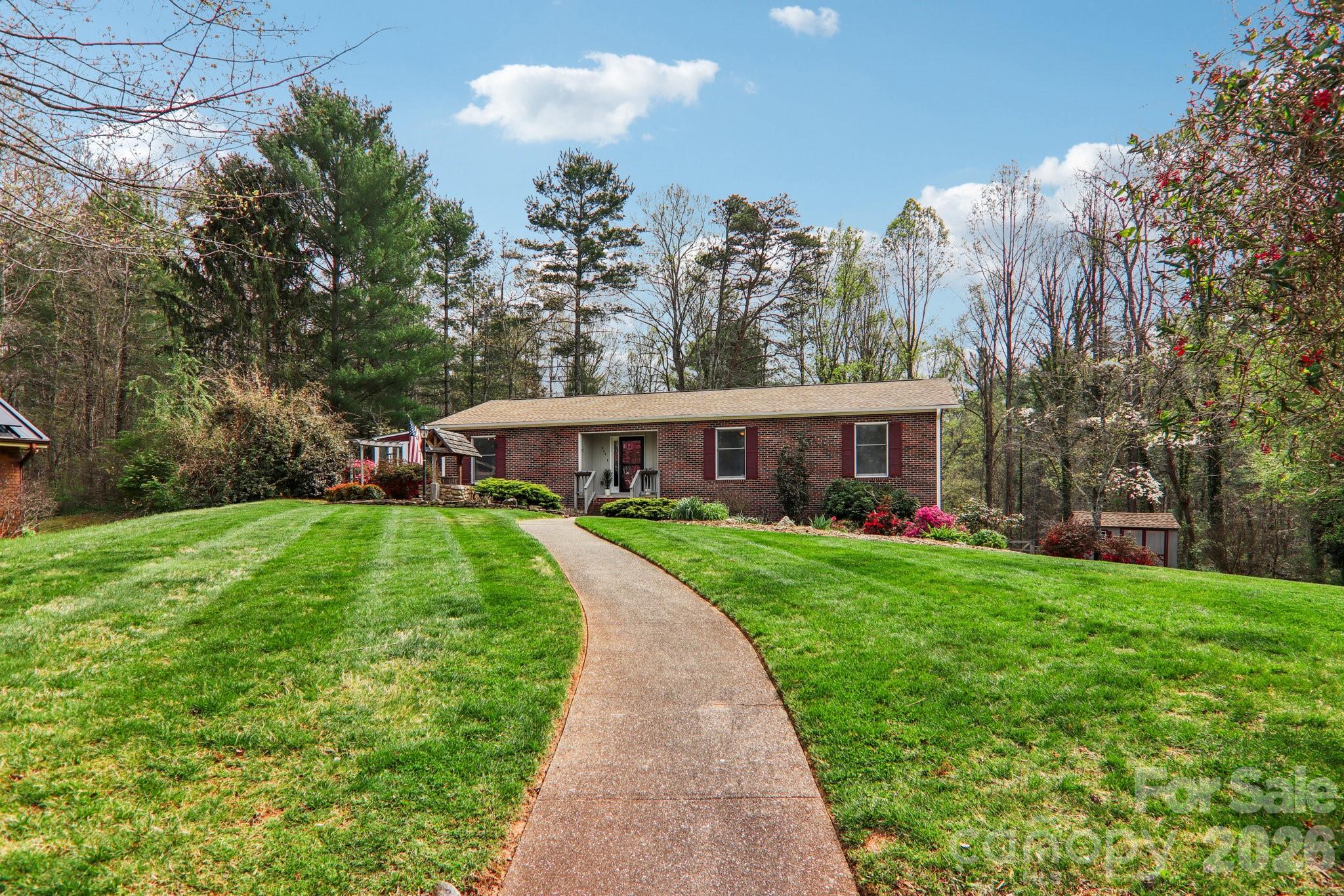544 Bluebird Ridge Asheville NC 28804