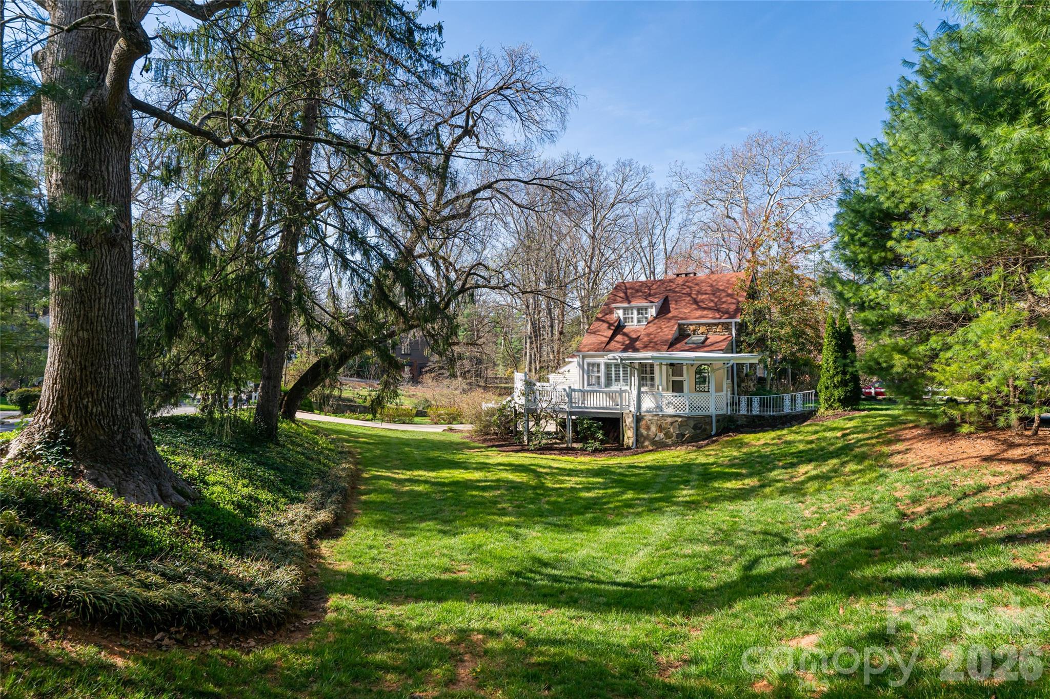 25 Blackwood Road Asheville NC 28804