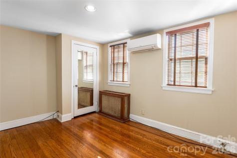 25 Blackwood Road Asheville NC 28804