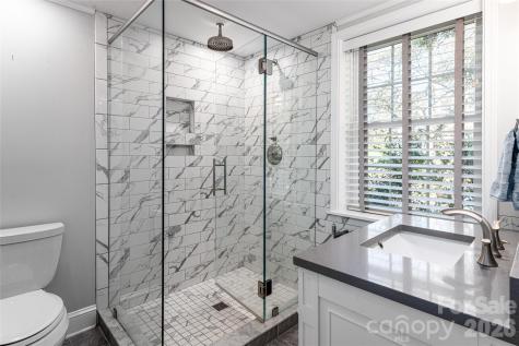 25 Blackwood Road Asheville NC 28804