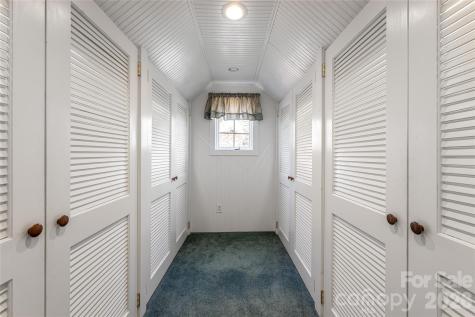 25 Blackwood Road Asheville NC 28804