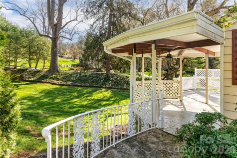 25 Blackwood Road Asheville NC 28804