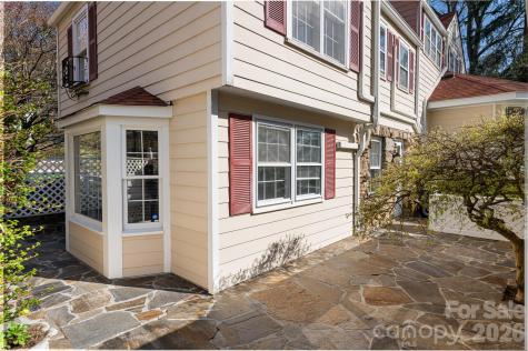 25 Blackwood Road Asheville NC 28804