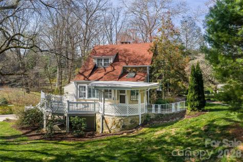 25 Blackwood Road Asheville NC 28804