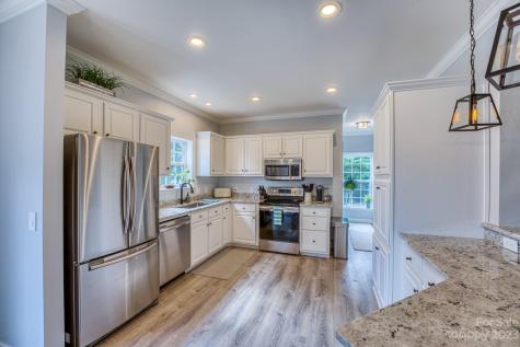 86 Cozy Mountain Lane Weaverville NC 28787