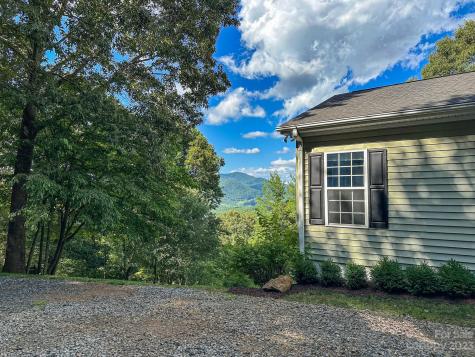 86 Cozy Mountain Lane Weaverville NC 28787