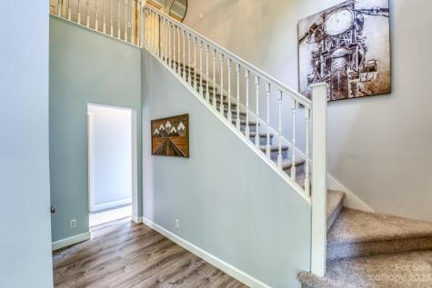 86 Cozy Mountain Lane Weaverville NC 28787