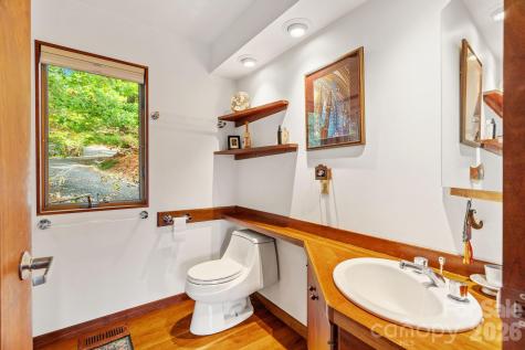 496 English Lane Bakersville NC 28705