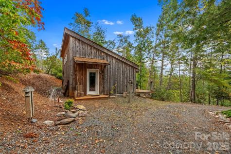 496 English Lane Bakersville NC 28705