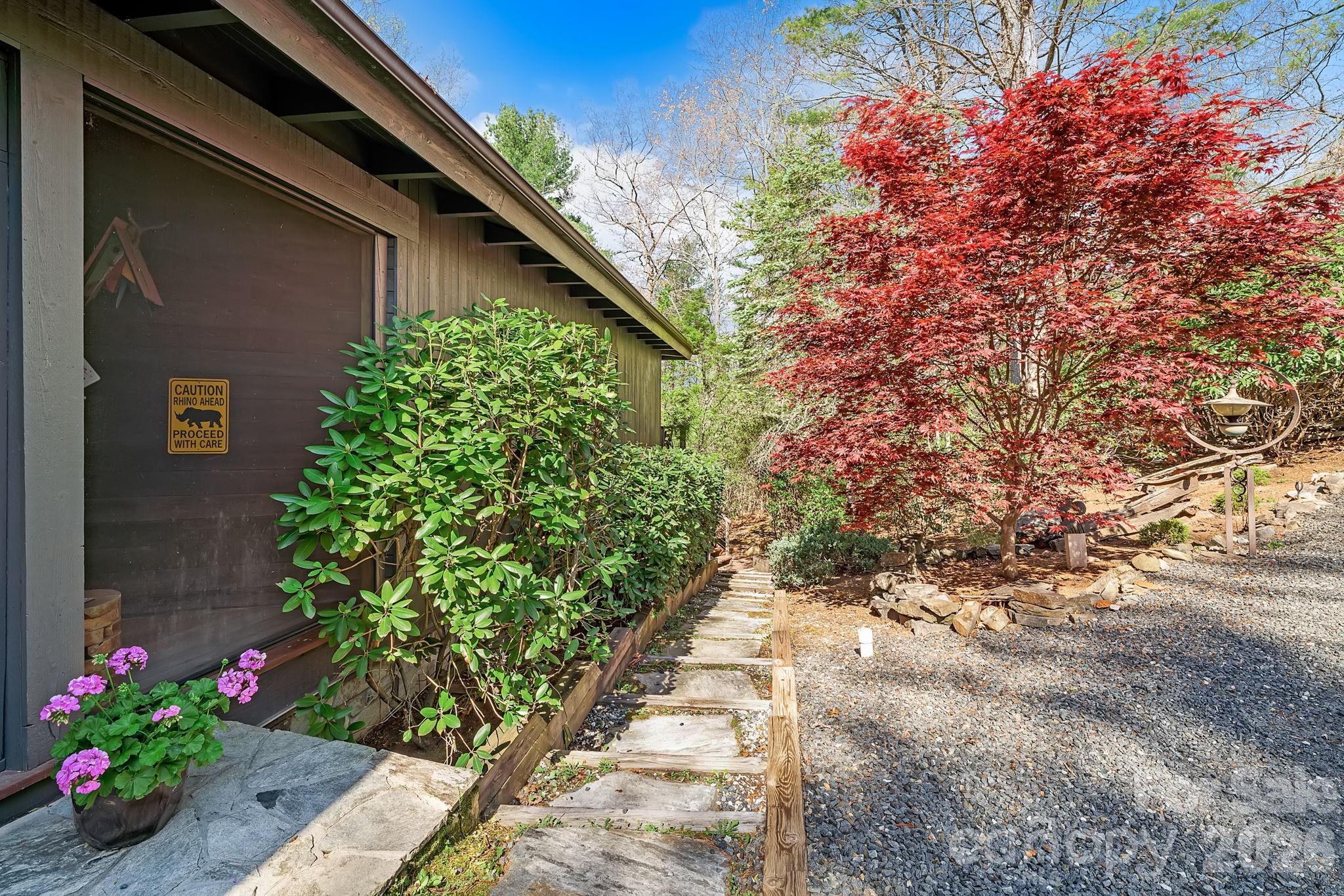 496 English Lane Bakersville NC 28705