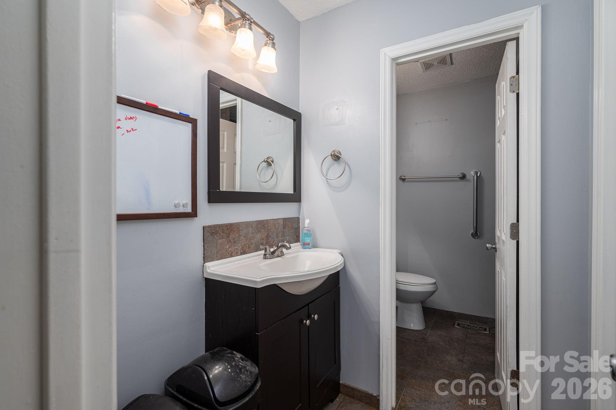 4324 Hickory Hollow Road Gastonia NC 28056