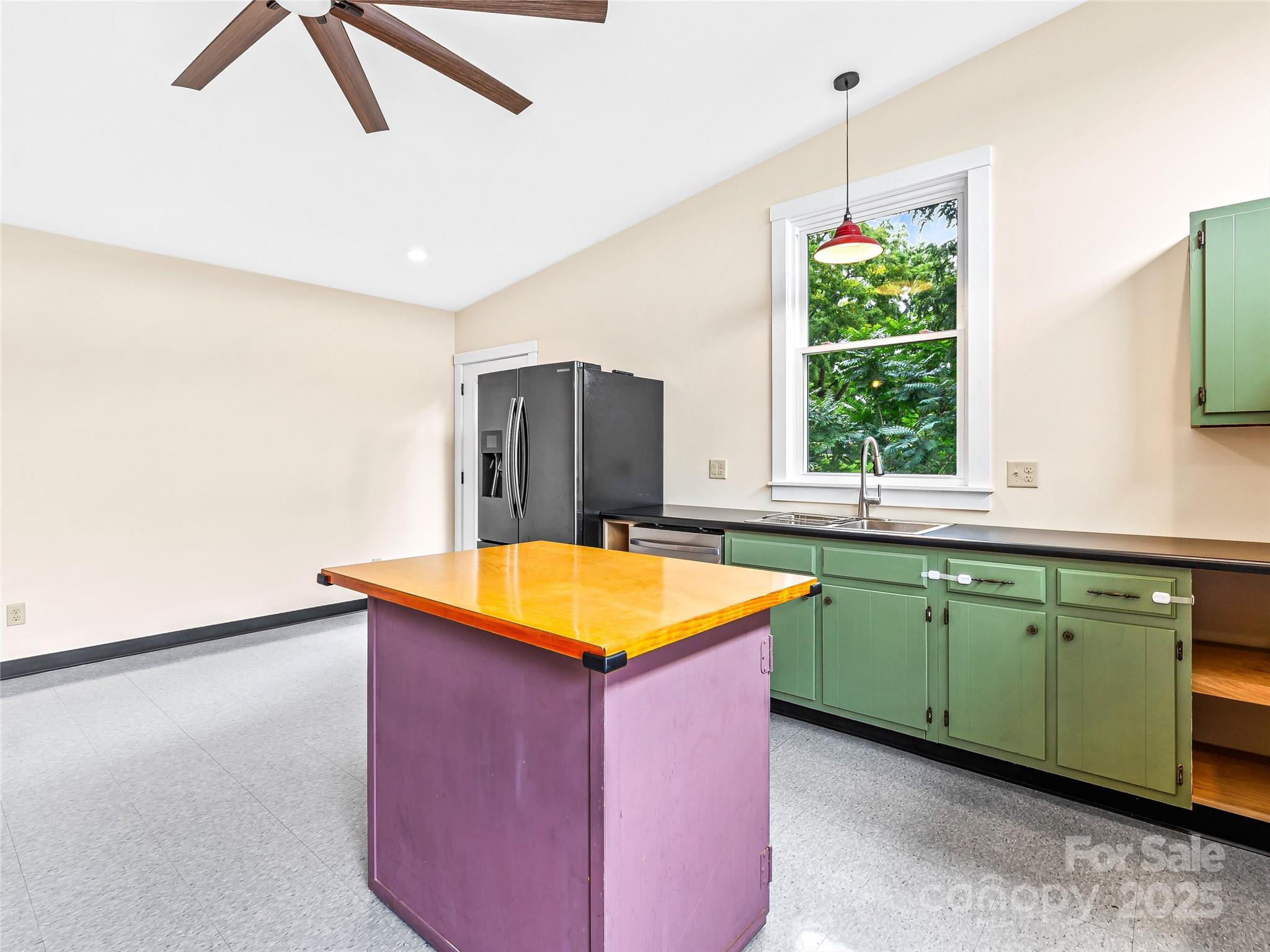 8 Ridge Avenue Asheville NC 28803