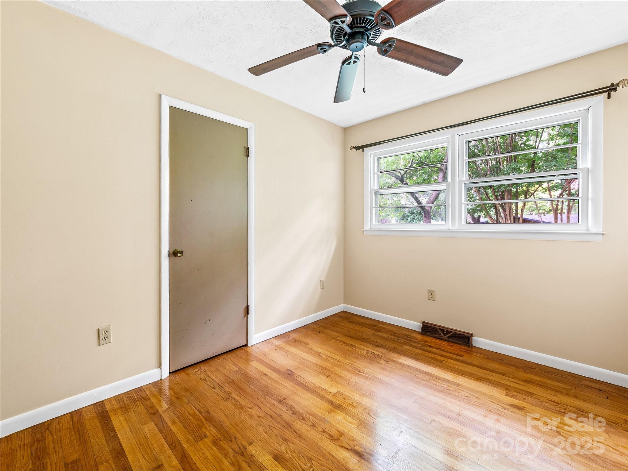 8 Ridge Avenue Asheville NC 28803