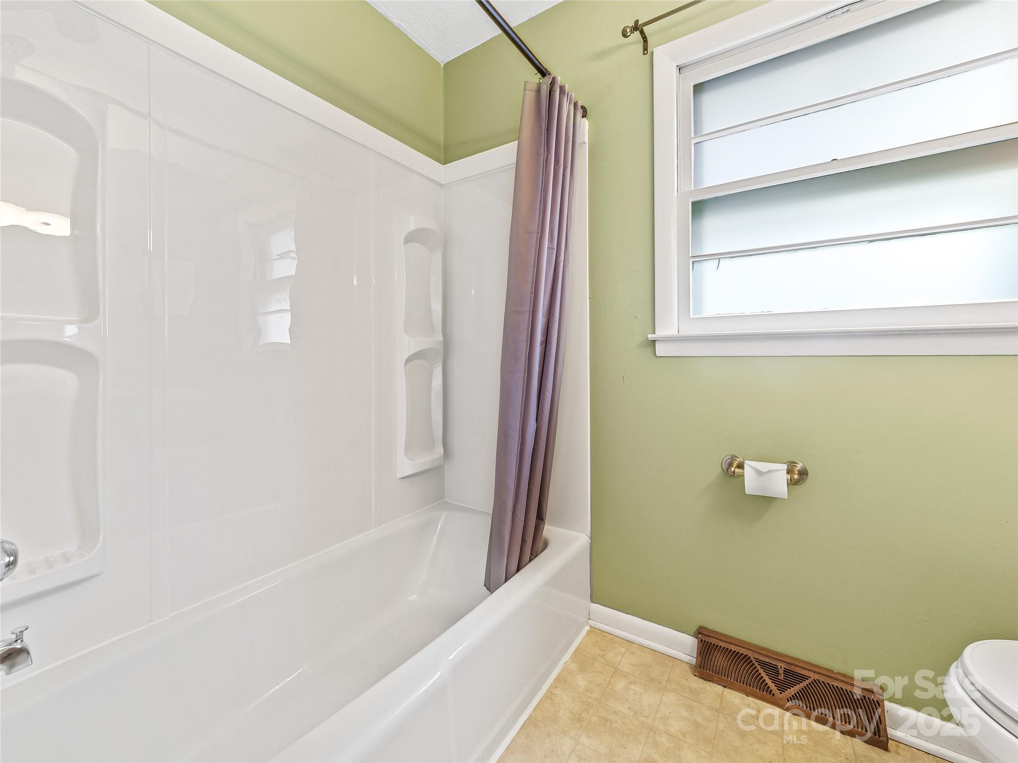 8 Ridge Avenue Asheville NC 28803