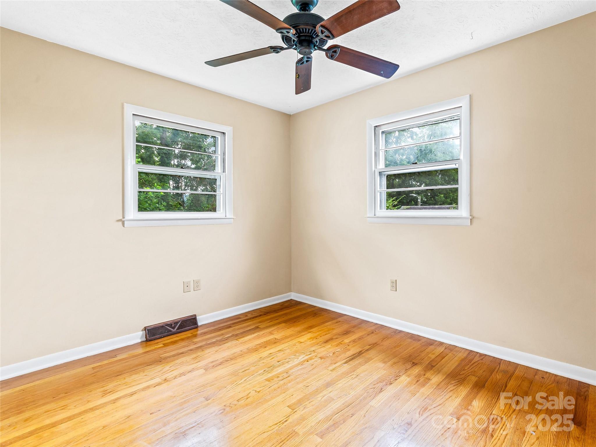 8 Ridge Avenue Asheville NC 28803