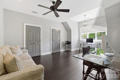 1909 Maryland Avenue Charlotte NC 28209