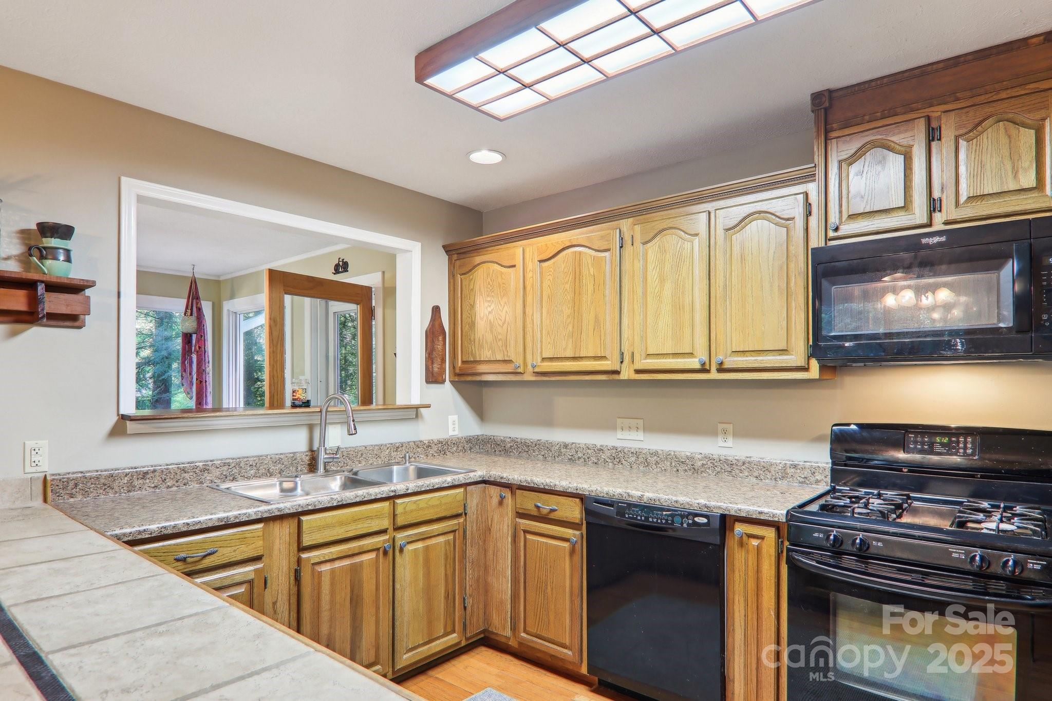 123 Brandymill Loop Etowah NC 28729