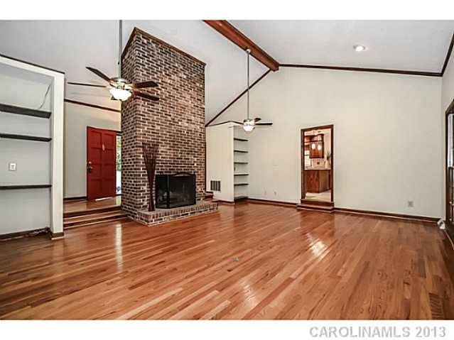 4117 Meadowridge Drive Charlotte NC 28226