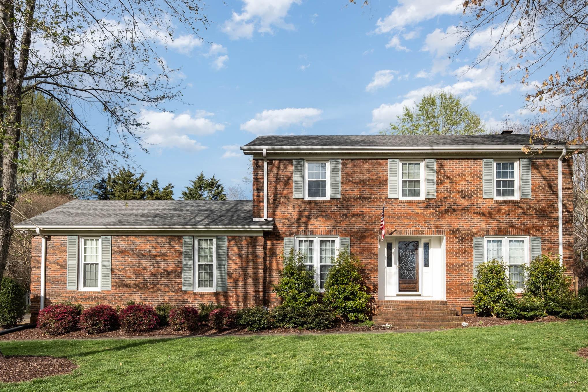 10015 Drawbridge Drive Charlotte NC 28215