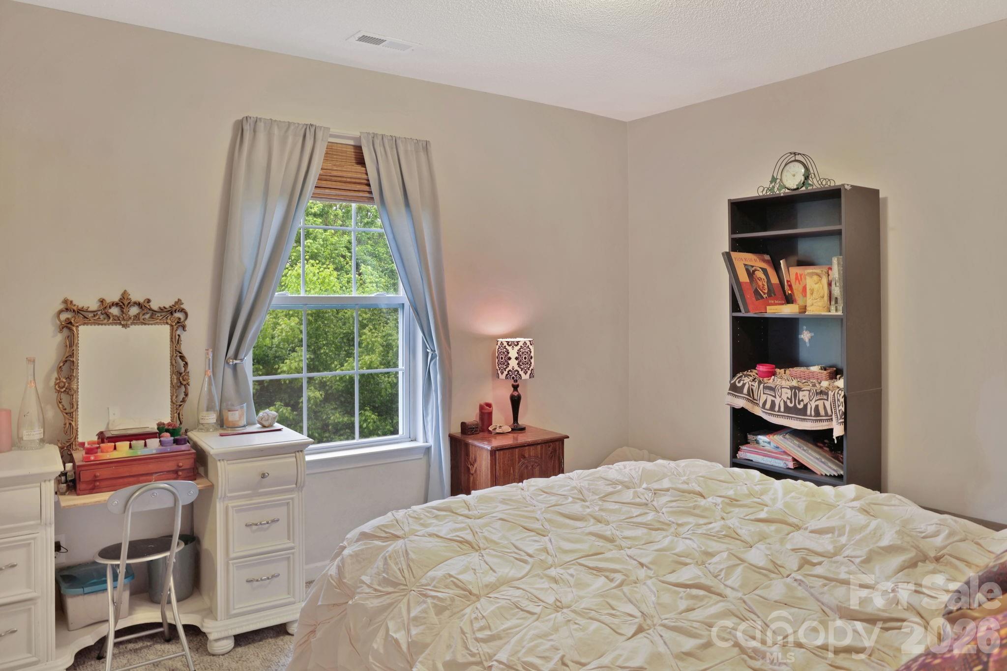 1798 New Stock Road Weaverville NC 28787