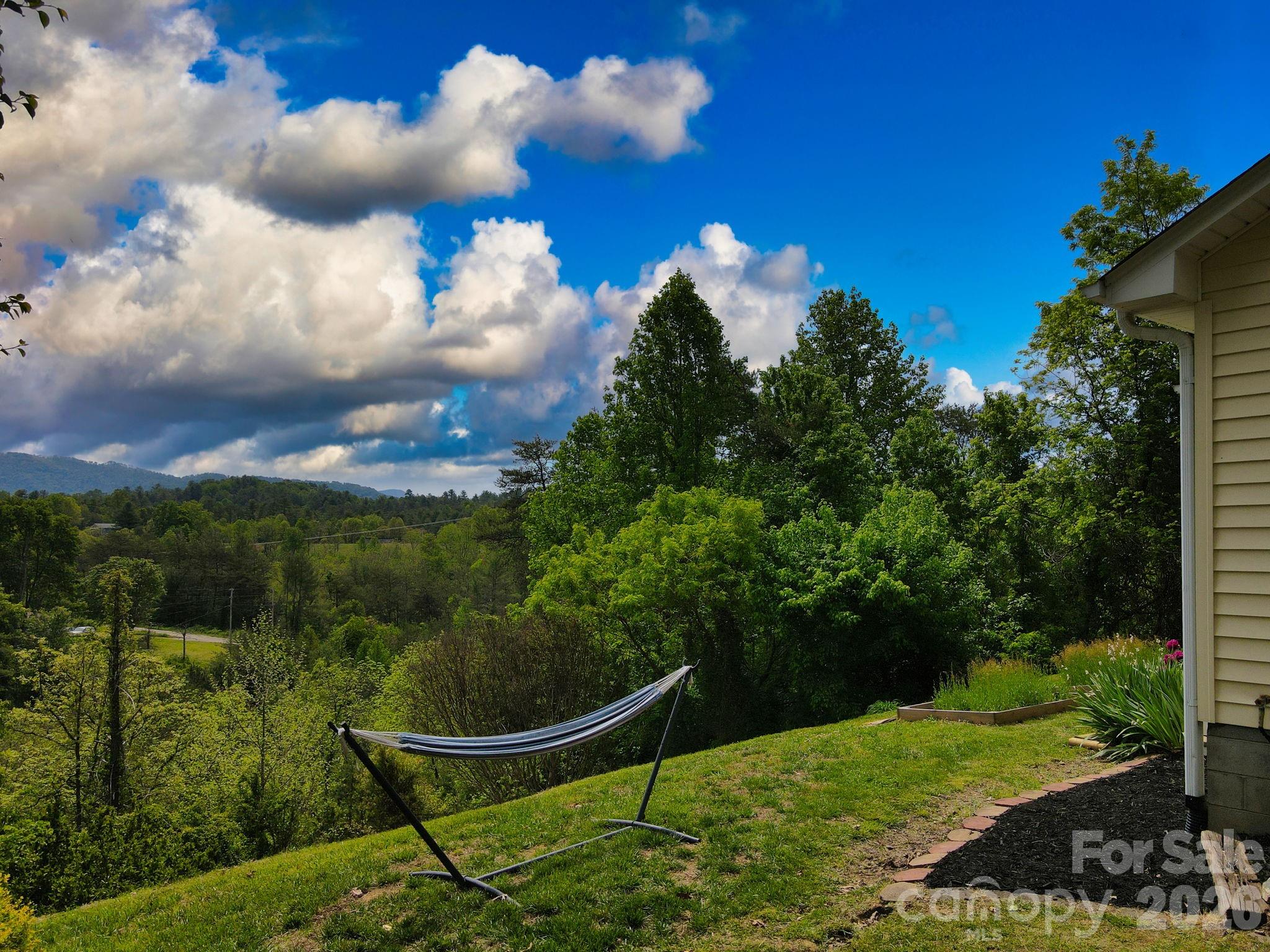 1798 New Stock Road Weaverville NC 28787