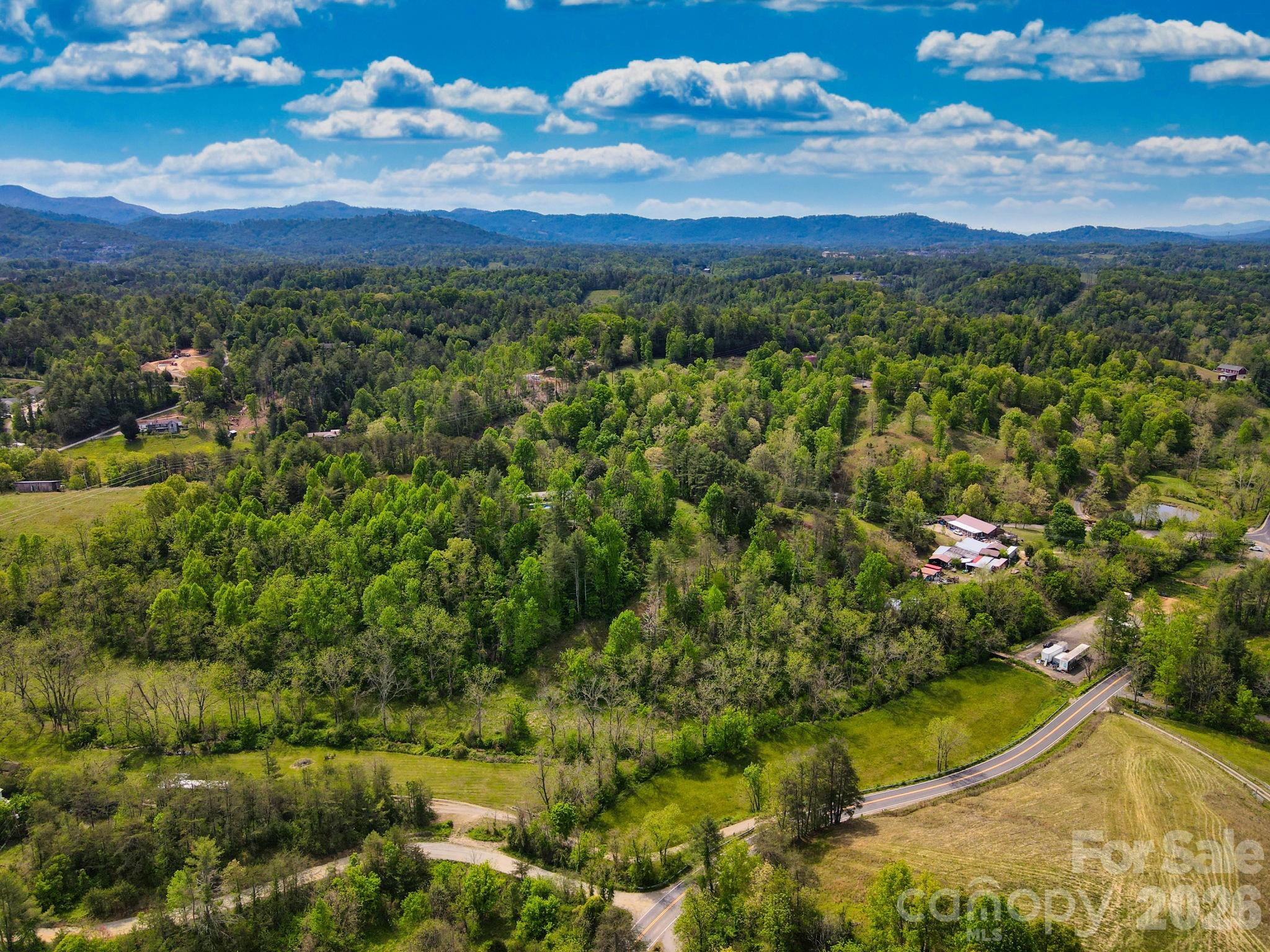 1798 New Stock Road Weaverville NC 28787