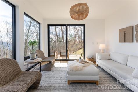 86 Rambling Ridge Road Asheville NC 28804