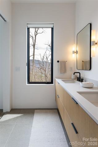 86 Rambling Ridge Road Asheville NC 28804