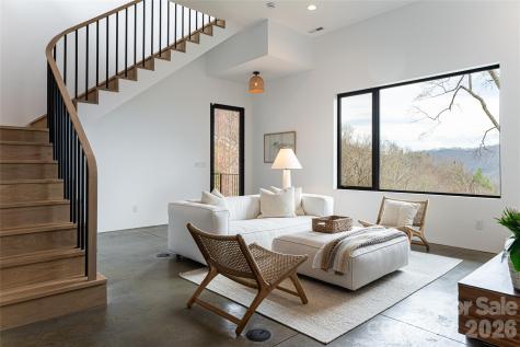 86 Rambling Ridge Road Asheville NC 28804