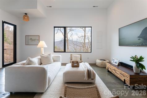 86 Rambling Ridge Road Asheville NC 28804