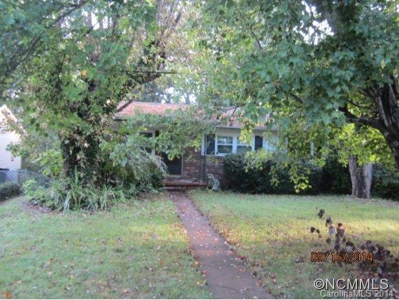 18 Oakley Dogwood Drive Asheville NC 28803