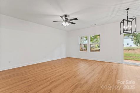 329 Henderson Circle Harrisburg NC 28075