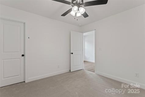 329 Henderson Circle Harrisburg NC 28075