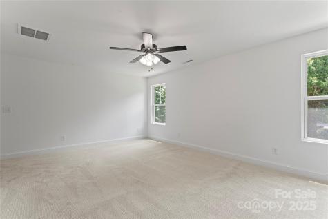 329 Henderson Circle Harrisburg NC 28075