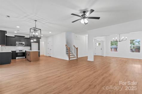 329 Henderson Circle Harrisburg NC 28075