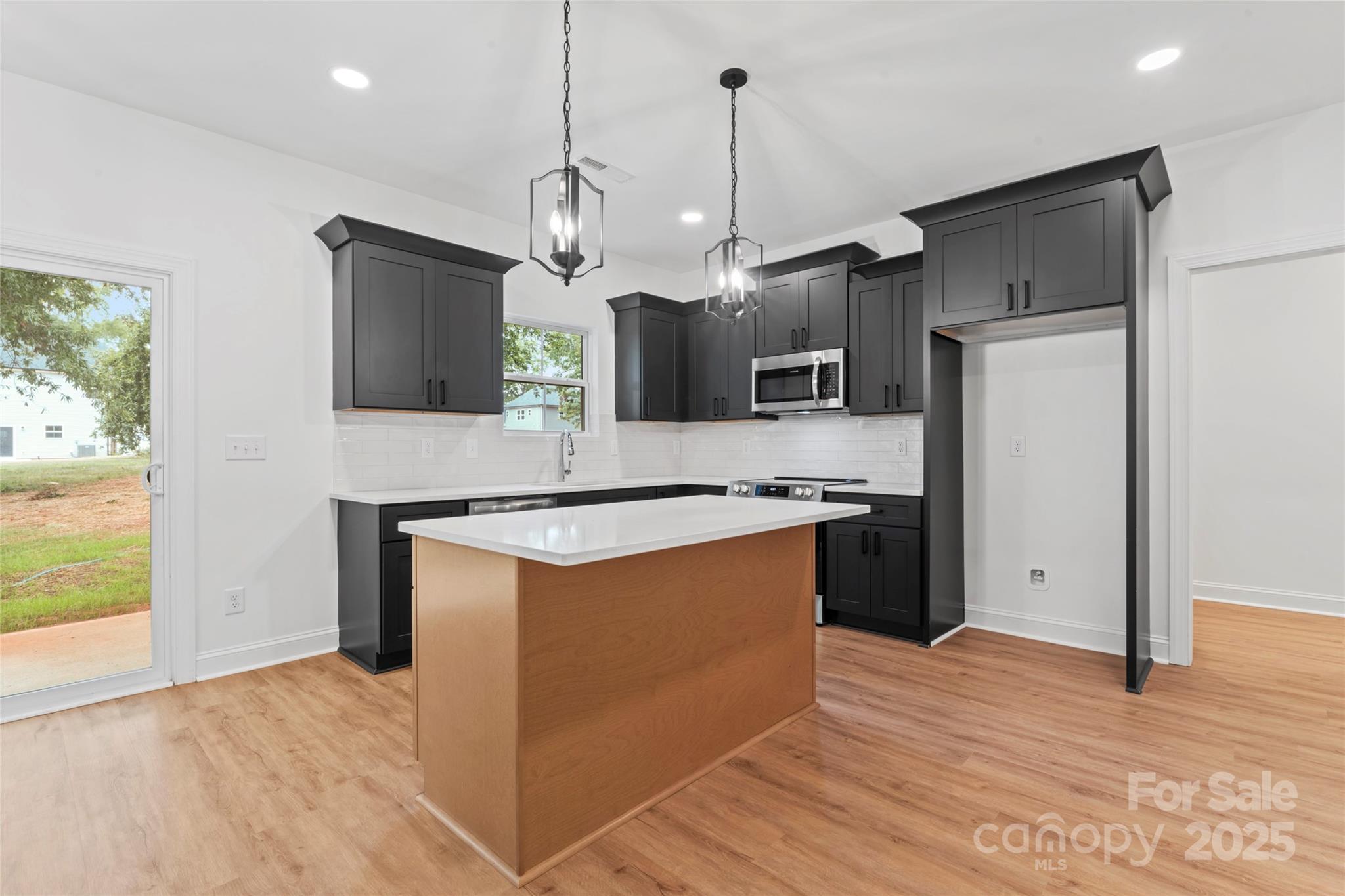 329 Henderson Circle Harrisburg NC 28075