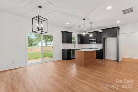 329 Henderson Circle Harrisburg NC 28075