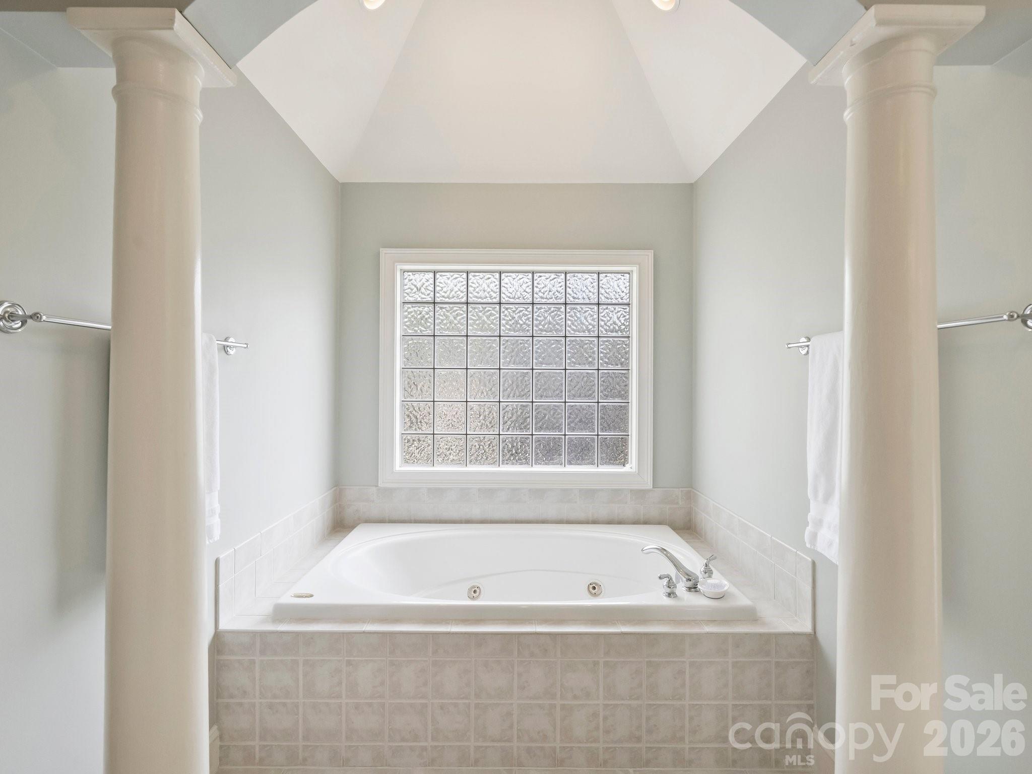 15619 Frohock Place Charlotte NC 28277