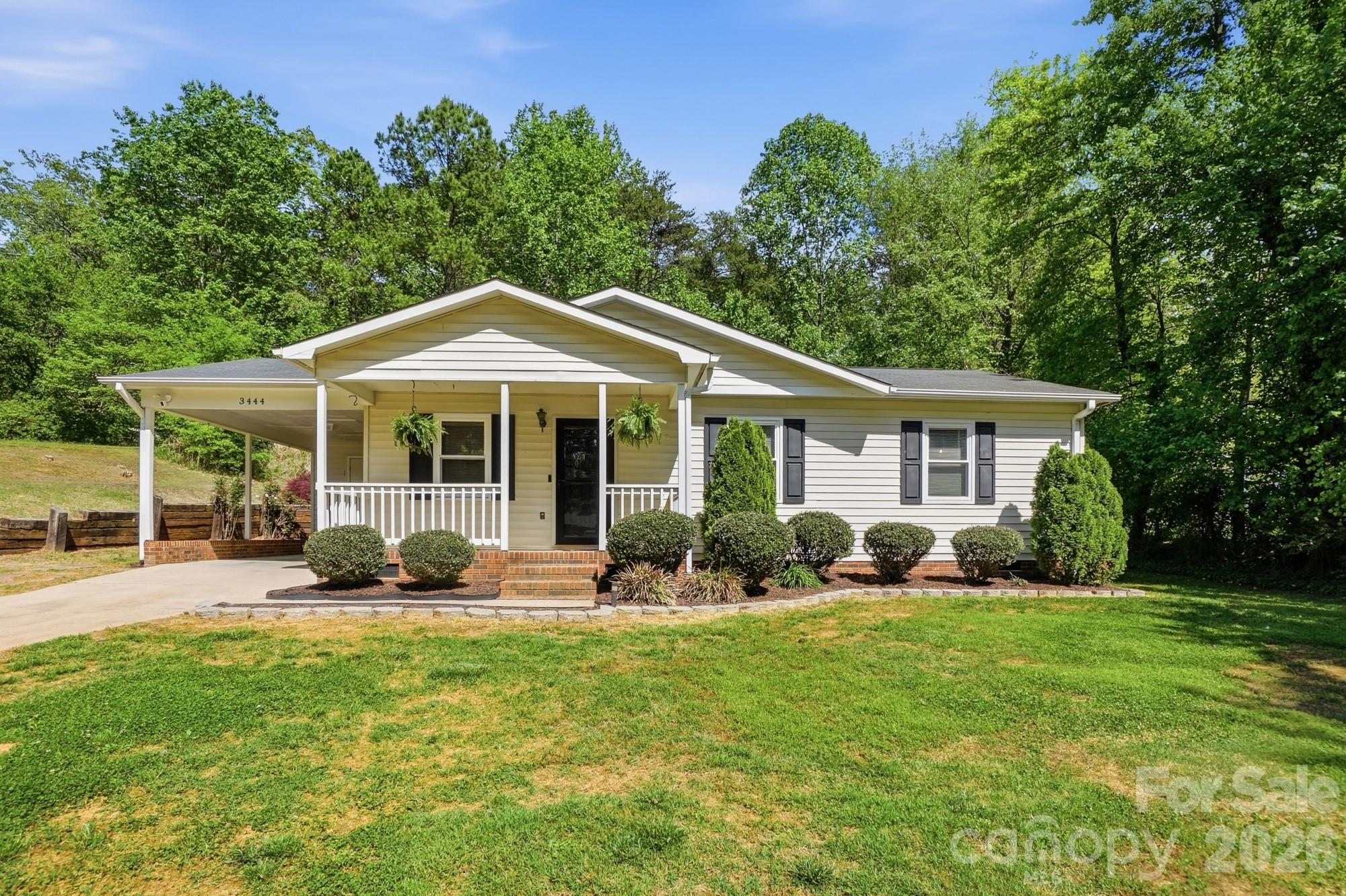 3444 N Oxford Street Claremont NC 28610