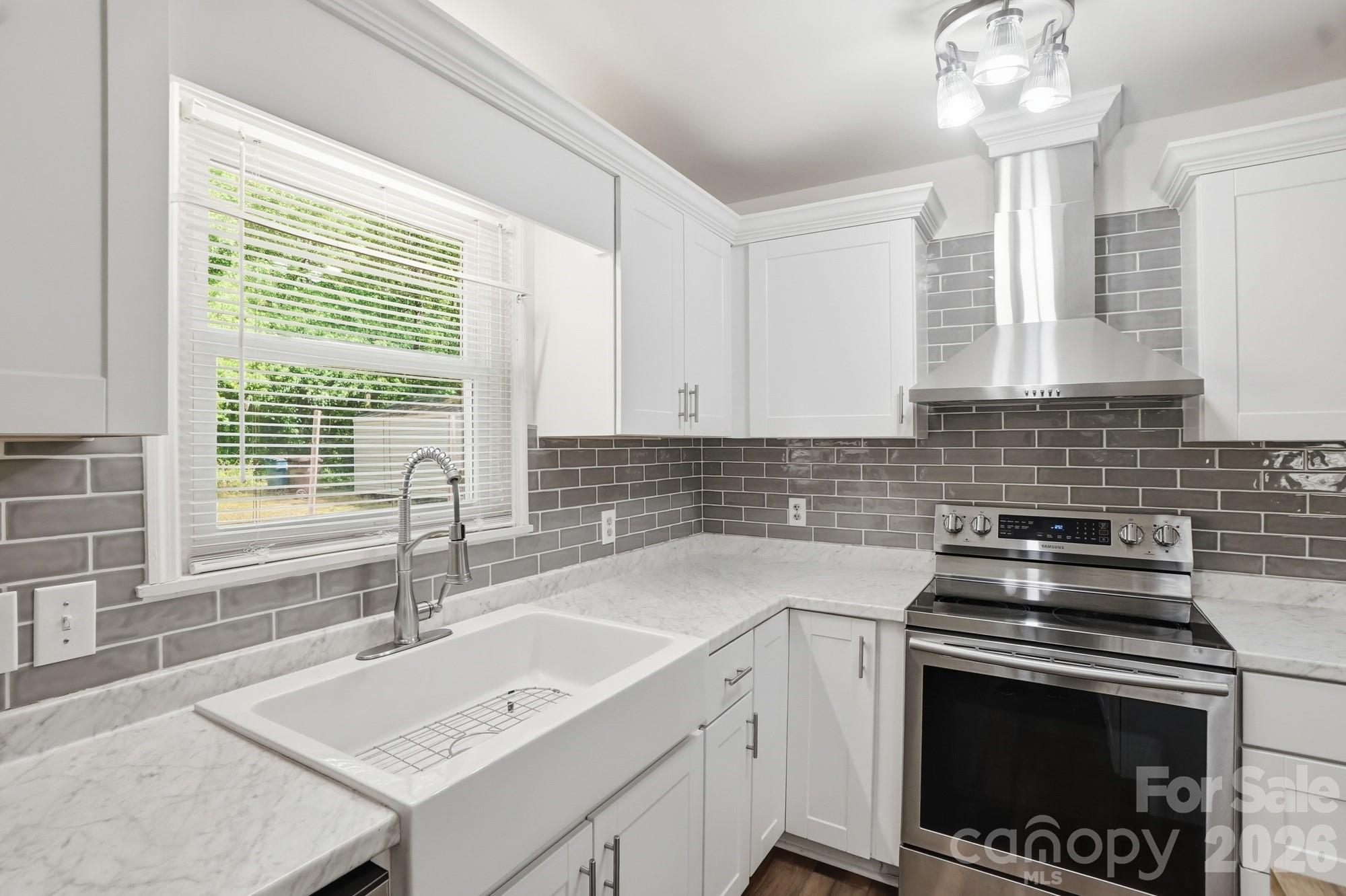 3444 N Oxford Street Claremont NC 28610