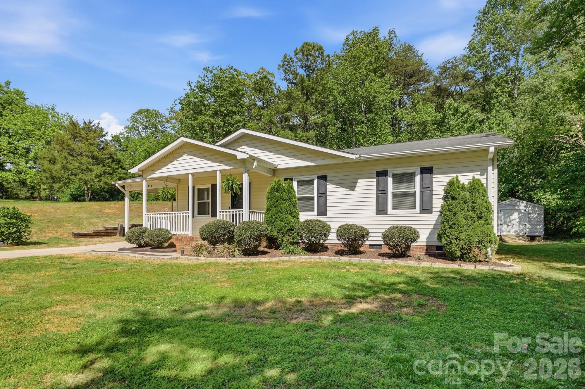 3444 N Oxford Street Claremont NC 28610