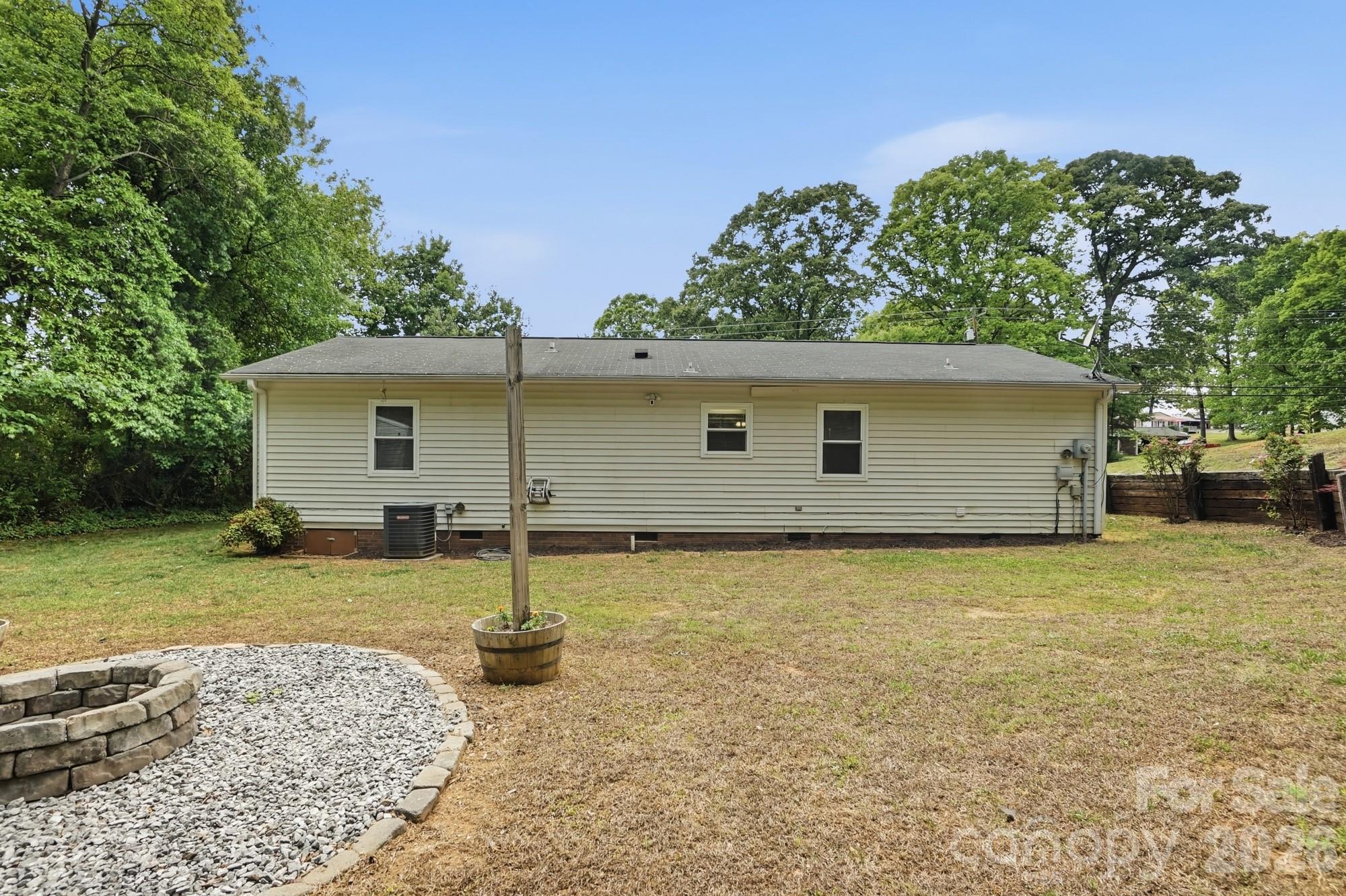 3444 N Oxford Street Claremont NC 28610
